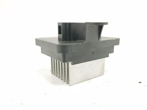 Used Heater resistor CITROËN C4 III (BA_, BB_, BC_) 1.2 PureTech 130 (BAHNSA, BAHNSB) (130 hp) 12442408