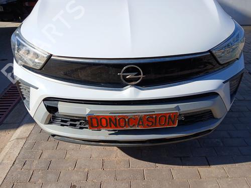 Used Front bumper OPEL CROSSLAND X / CROSSLAND (P17, P2QO) 1.2 (75) (110 hp) 31888586