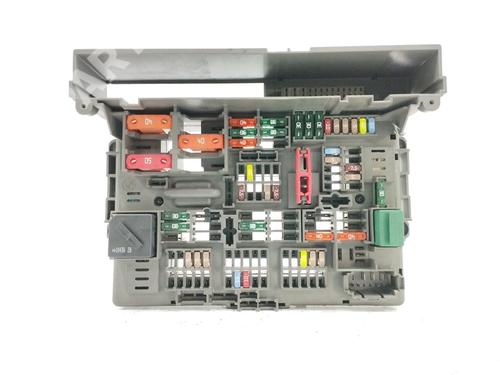 Used Fuse box BMW 3 (E90) [2004-2012]  10419069