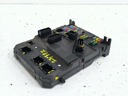 Fuse box PEUGEOT 407 (6D_) 1.6 HDi 110 (6D9HZC, 6D9HYC) | BP39592425E1 - Image 3