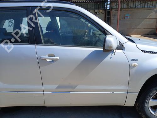 Used Right front door Right front door SUZUKI GRAND VITARA II (JT, TE, TD) 1.9 DDiS All-wheel Drive (JT419, TD44, JB419WD, JB419XD,... (129 hp) 35950539 35950539