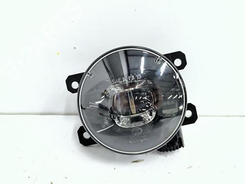 Used Right front fog light Right front fog light PEUGEOT 3008 II SUV (MC_, MR_, MJ_, M4_) 1.2 THP/ PureTech 130 (MRHNSM, MRHNSU, MRHNSJ, MRHNYW,... (131 hp) 33455001 33455001