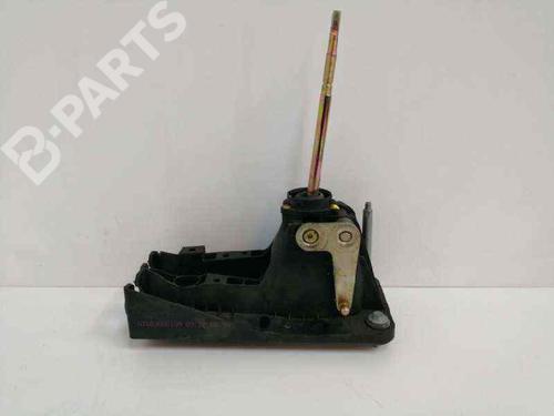Used Gear lever MERCEDES-BENZ A-CLASS (W168) A 170 CDI (168.008) (90 hp) 7424307