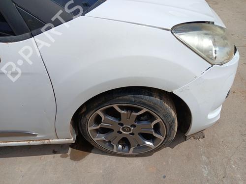 Used Right front fenders Right front fenders CITROËN DS3 (SA_) 1.6 HDi 110 (112 hp) 36303700 36303700