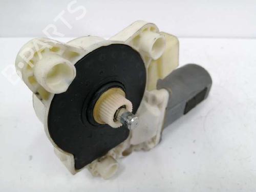 Right front window motor MERCEDES-BENZ CLK (C209) CLK 270 CDI (209.316) | BP8520843E20 