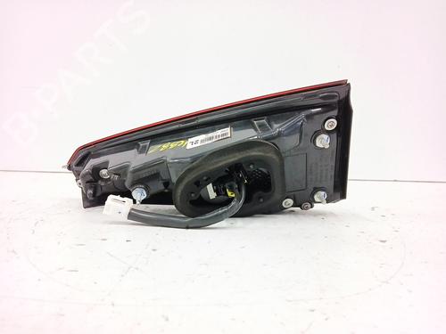 Left tailgate light TOYOTA COROLLA Saloon (_E21_) 1.8 VVTi Hybrid (ZWE211, MZEA12) | BP32450285C79