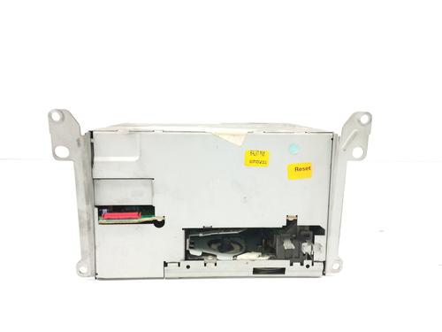 Used Radio SEAT CORDOBA (6K1, 6K2) [1993-2002]  12428553