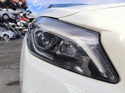 Used Right headlight MERCEDES-BENZ A-CLASS (W176) A 180 CDI / d (176.012) (109 hp) 31905062