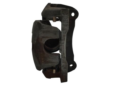 Used Left front brake caliper LEXUS RX (_U3_) 300 (MCU35_, MCU35R) (204 hp) 13646137