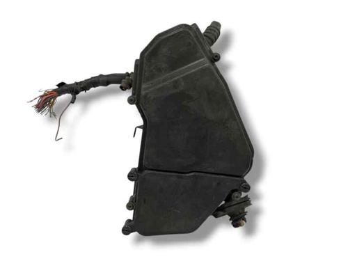 Used Fuse box VW TOUAREG (7LA, 7L6, 7L7) 5.0 V10 TDI (313 hp) 21168869