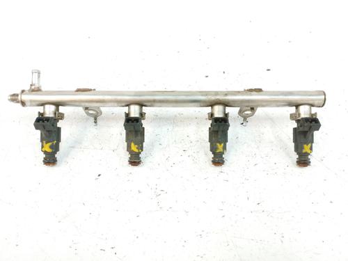 Used Injection rail Injection rail MERCEDES-BENZ A-CLASS (W168) A 160 (168.033, 168.133) (102 hp) 10571698 10571698