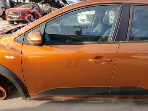 left-front-door-dacia-sandero-iii-2021-36536608 main image