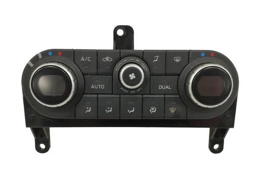 AC Styreenhet / Manøvreringsenhet FORD FIESTA VI (CB1, CCN) 1.6 TDCi (95 hp) 17064809