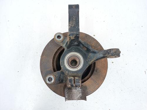 Used Right front steering knuckle Right front steering knuckle MERCEDES-BENZ VITO Bus (W638) 110 TD 2.3 (638.174) (98 hp) 33198813 33198813