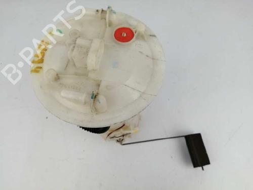 Used Fuel pump RENAULT LAGUNA II (BG0/1_) [2001-2007]  7455280