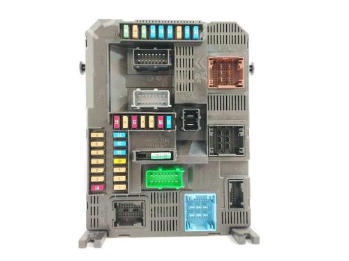Used Fuse box PEUGEOT 208 I (CA_, CC_) 1.2 THP 110 (110 hp) 9670919