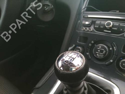 Right front driveshaft PEUGEOT 5008 (0U_, 0E_) 1.6 HDi | BP8215858M39 