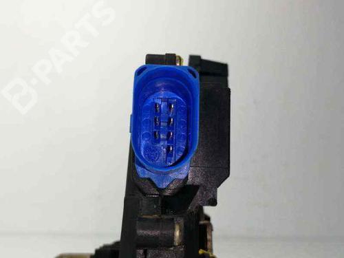 Rear right lock SEAT ALTEA (5P1) 1.9 TDI | BP8673469C99 