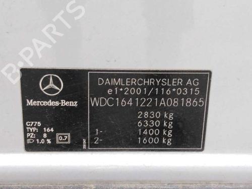 Sikringsdose MERCEDES-BENZ M-CLASS (W164) ML 300 CDI 4-matic (164.121) | BP12428032E1 