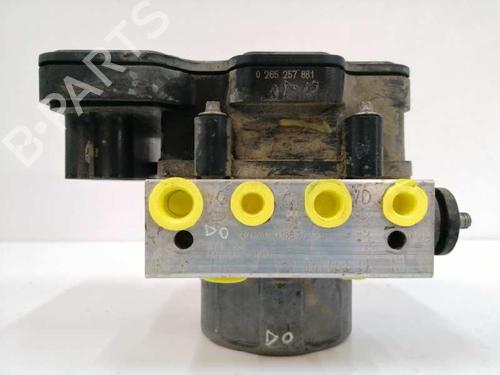 Used ABS pump RENAULT CLIO IV (BH_) 1.5 dCi 75 (75 hp) 6101009