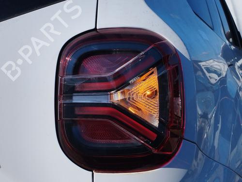 right-taillight-dacia-duster-hm_-2017-40151731 main image