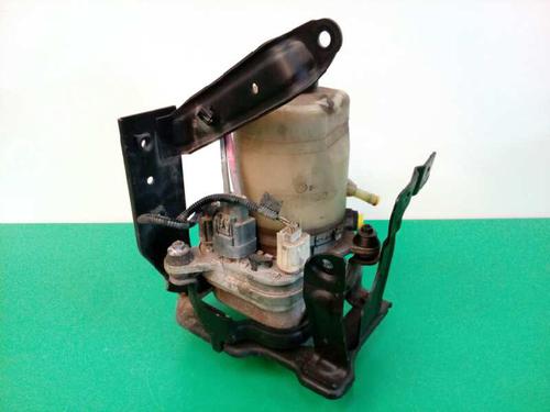 Used Steering pump FORD FOCUS II (DA_, HCP, DP) [2004-2013]  3277136