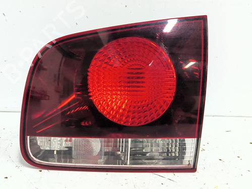 Używane Lampa tylna klapy bagażnika prawa Lampa tylna klapy bagażnika prawa VW TOUAREG (7LA, 7L6, 7L7) 3.0 V6 TDI (240 hp) 36662624 36662624