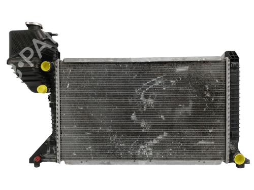 Used Water radiator MERCEDES-BENZ SPRINTER 3-t Bus (B903) [1995-2012]  18422861
