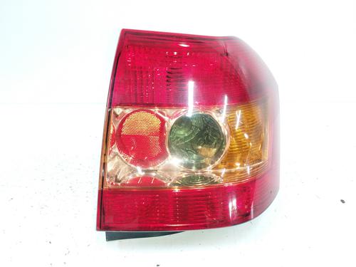 Used Left taillight TOYOTA COROLLA (_E12_) 2.0 D-4D (CDE120R, CDE120L_) (116 hp) 10770643