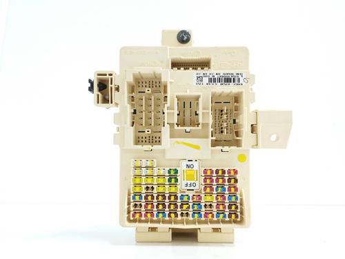 Used Fuse box HYUNDAI TUCSON (TL, TLE) 1.6 GDi (132 hp) 12428746
