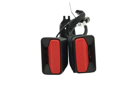 Used Seat buckle CITROËN C4 III (BA_, BB_, BC_) 1.2 PureTech 130 (BAHNSA, BAHNSB) (130 hp) 15907857