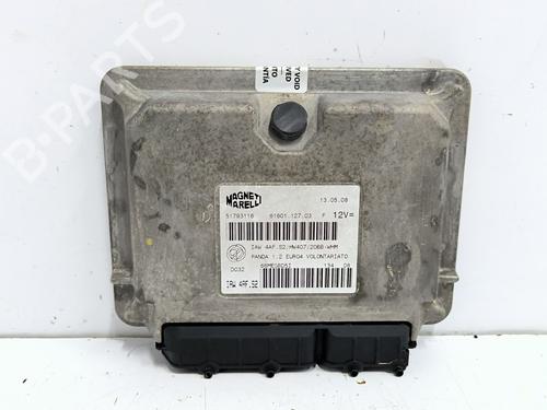 Motorstyringsenhed Motorstyringsenhed FIAT PANDA (169_) 1.2 (169.AXB11, 169.AXB1A) (60 hp) 35979964 35979964