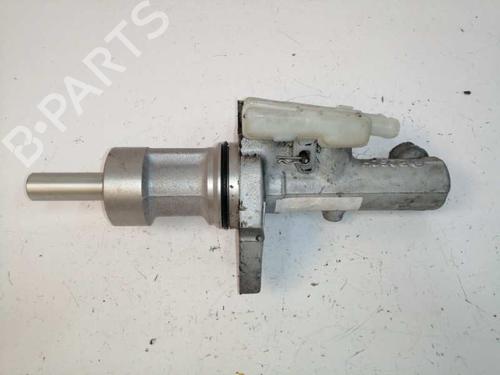 Used Brake master cylinder MERCEDES-BENZ VITO / MIXTO Van (W639) 110 CDI (639.601, 639.603, 639.605) (95 hp) 7968828