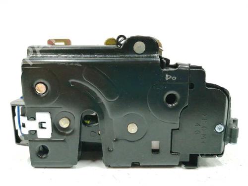 Used Front left lock SKODA ROOMSTER (5J7) [2006-2015]  23575344