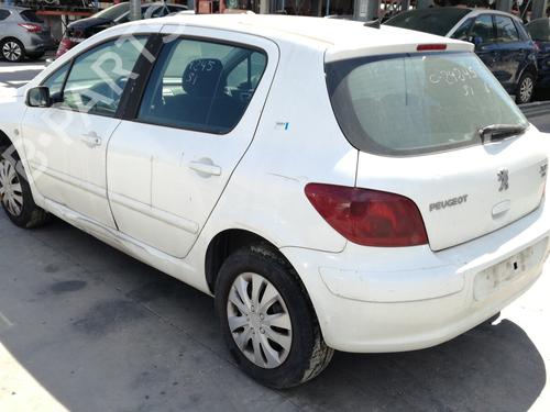 Fuse box PEUGEOT 307 (3A/C)  | BP23577237E1 