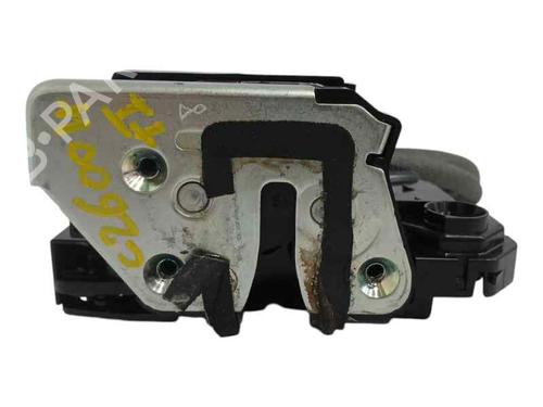 Used Rear left lock SSANGYONG TIVOLI 1.5 (163 hp) 21548409