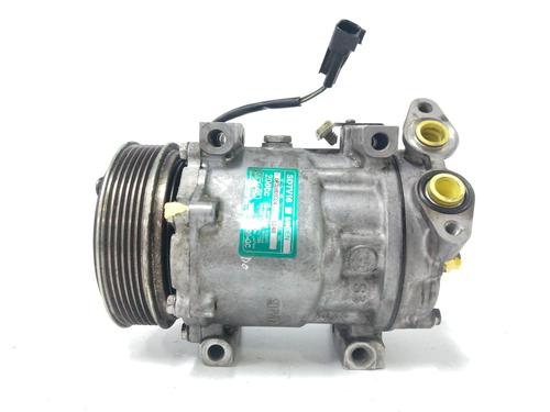 Used AC compressor FORD FOCUS C-MAX (DM2) [2003-2007]  10985750