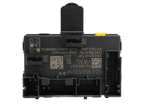 Used Electronic module SEAT LEON ST (5F8) 1.5 TSI (150 hp) 18247129