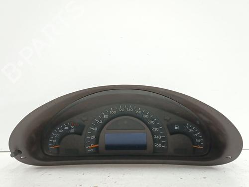 Used Instrument cluster Instrument cluster MERCEDES-BENZ C-CLASS (W203) C 220 CDI (203.006, 203.008) (143 hp) 33934238 33934238