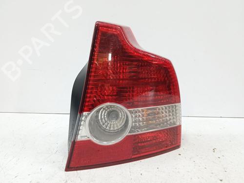 right-taillight-volvo-s40-ii-544-2003-2004-2005-2006-2007-2008-2009-2010-2011-2012-32524853 main image