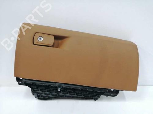 Used Glove box BMW 3 (F30, F80) 316 d (116 hp) 6051110