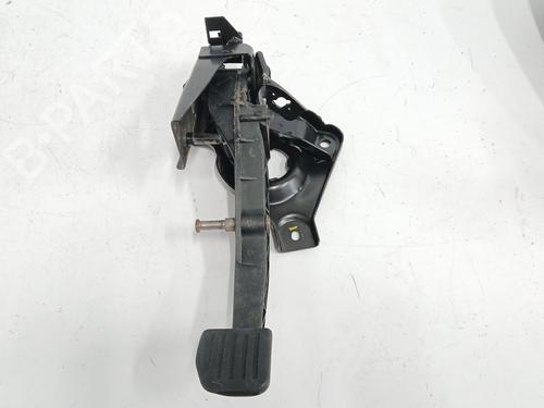 Used Clutch pedal FORD S-MAX (WA6) 2.0 TDCi (140 hp) 28536796