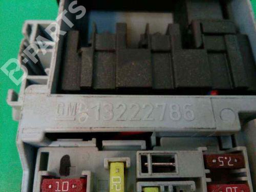 Fuse box OPEL ASTRA J Saloon | BP3674960E1