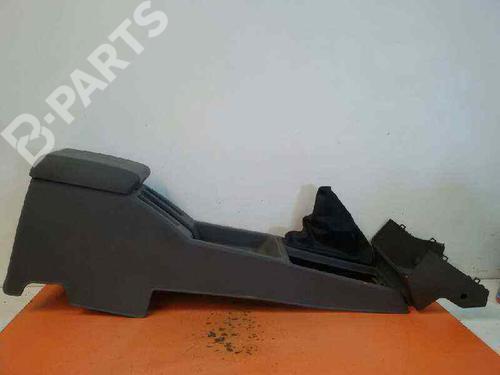 Used Armrest / Center console Armrest / Center console NISSAN TERRANO II (R20) 2.7 TDi 4WD (125 hp) 7153548 7153548
