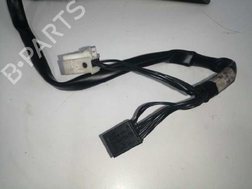 Left mirror MERCEDES-BENZ CLS (C219) CLS 320 CDI (219.322) | BP7199176C26