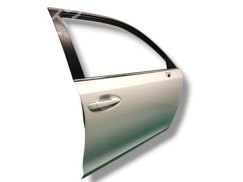 Right front door LEXUS CT (ZWA10_) | BP30787457C3