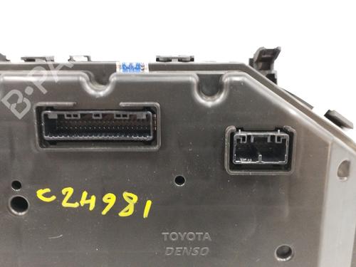 Instrument cluster TOYOTA YARIS (_P13_)  | BP13883299C47 