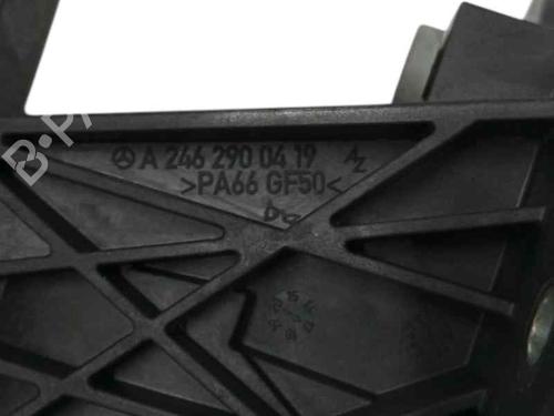 Clutch pedal MERCEDES-BENZ GLA-CLASS (X156) GLA 200 CDI / d (156.908) | BP23960533I13 