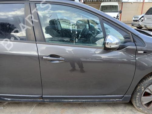 right-front-door-peugeot-2008-i-cu_-2013-33038453 main image