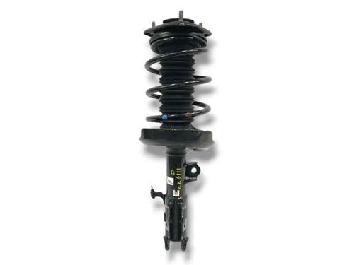 Used Right front shock absorber TOYOTA COROLLA Estate (_E21_) 2.0 Hybrid (MZEH12) (180 hp) 23577003